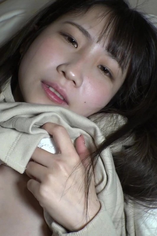 皮肤白皙的JK用口交来治愈你