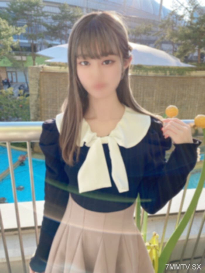 155立方厘米水稻38公斤超级秧●。一个年轻女子被绑成一排的生活。