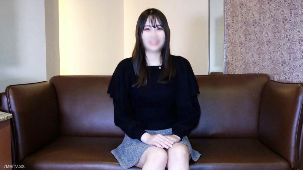 [伊茶伊茶] [Cosplay] 身高173cm E罩杯长发美女穿cosplay衣服！我咬著舌尖，一边摩擦著舌头，一边在手指下方射精了！ *高品质无框版